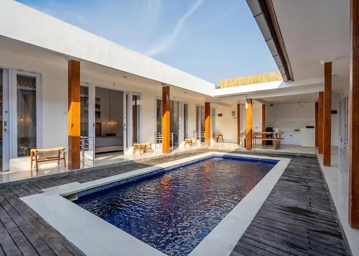 Lumturi House - Centrally Located Guest house Seminyak (Bali)